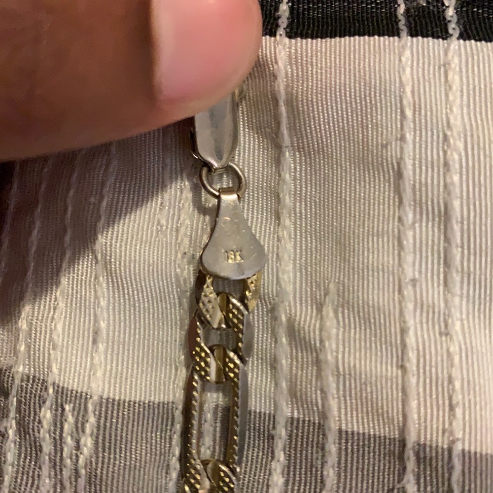 Chain - Picture 2 of 2